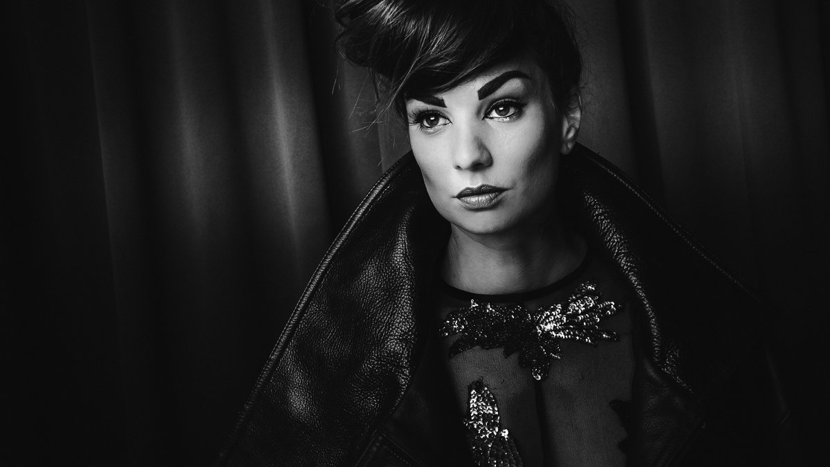 20150208_Hollie Smith Studio Shoot_SDP_1103-Edit-5 - Richard Thistle Inn.jpg